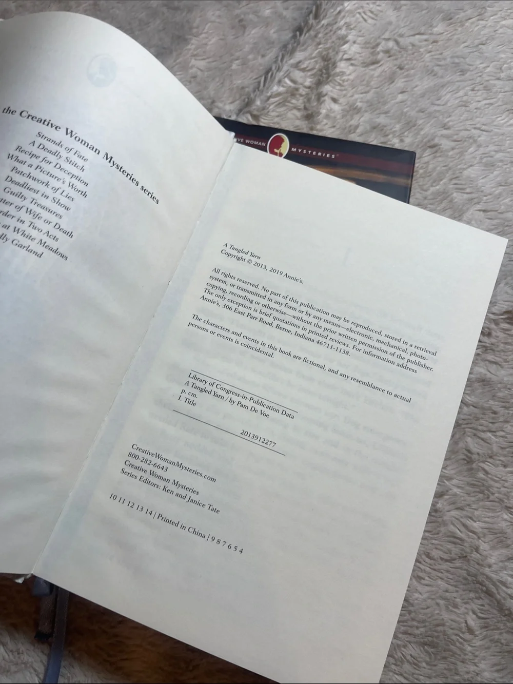 Creative woman mysteries books recipe for deception and a tangled yarn